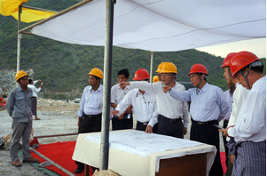 缅甸国新任工业部部长一行莅临缅甸海螺水泥生产线考察