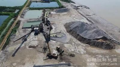砂石加工厂污水直排闽江——福州3天清理3万立方砂石