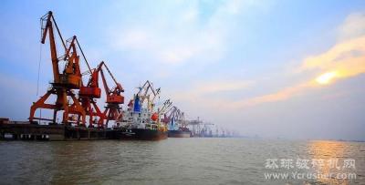 镇江二重港发港务挂牌成立 重点发展砂石交易中心