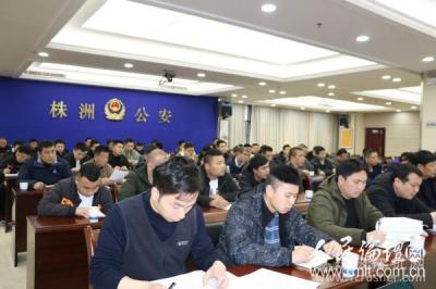 湖南株洲警方侦破湘江古桑洲水域系列非法采砂案