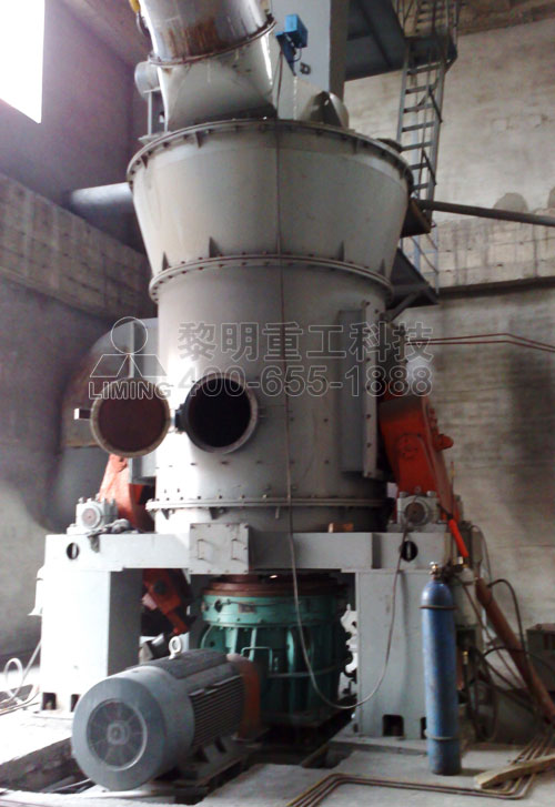 河南黎明重工专供生石灰磨粉机产品图片