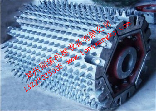 2PG750x500辊式破碎机辊子减速机产品图片