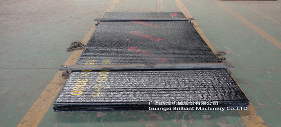 高碳高铬堆焊耐磨复合钢板