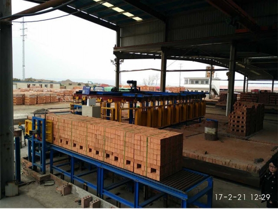潜江中方厂家供应砖垛自动打包机设备产品图片