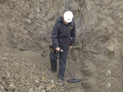 中建二局新疆项目金属探测器找出失踪破碎机钻头