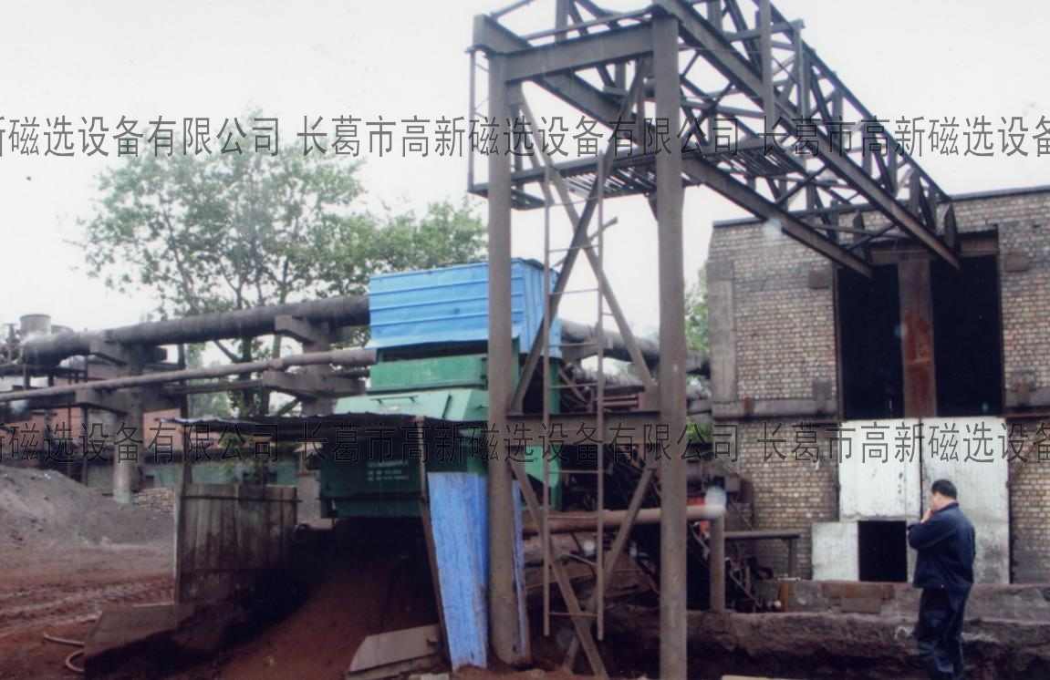 矿石干式磁选机选矿设备产品图片
