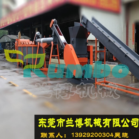 塑料瓶脱标破碎清洗线全套流程设备产品图片
