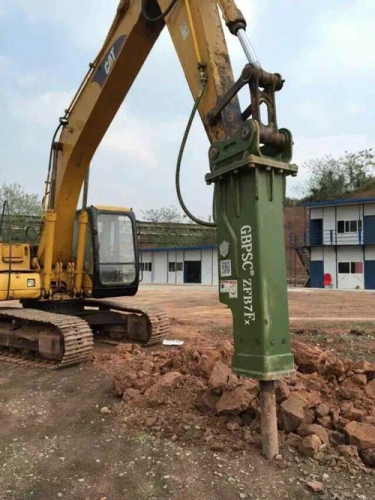 供应工兵ZFB7F钢钎直径135mm破碎锤