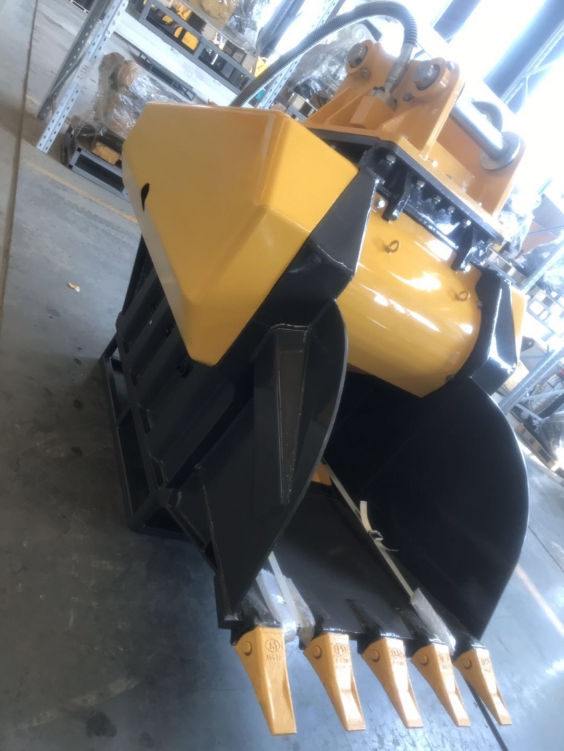 挖掘机粉碎斗山东代加工破碎斗神器