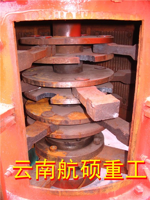 麻栗坡煤炭破碎机 新型矿石立式粉