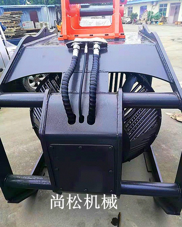 挖掘机水平筛分斗设备 旋转式筛分篓 20吨挖掘机筛