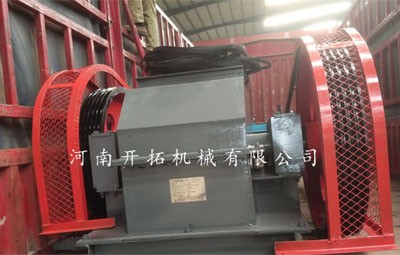 铣刨料、沥青破碎机、双齿辊式破碎机、河南开拓厂家直销产品图片