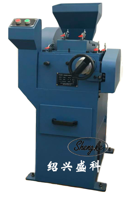 SKφ250×75实验室小型齿轮对辊破碎机