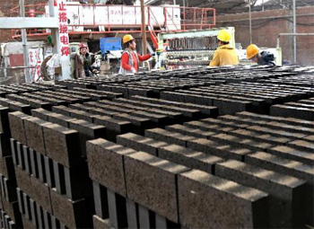 中国尾矿生产建筑材料经济环境效益大