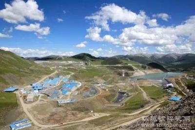 德国蒂森克虏伯公司旋回破碎机首次服务中国西部特大型铜矿