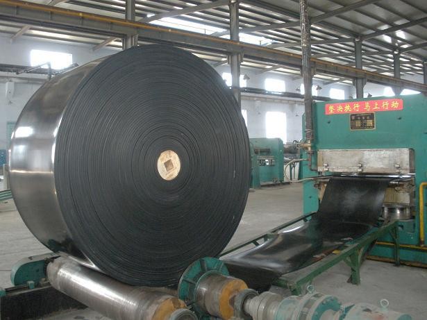 石子厂输送带，砂石料输送带，高耐磨输送带生产厂家产品图片
