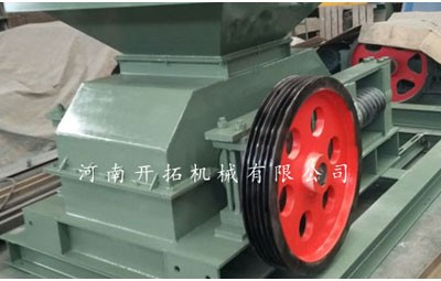 河南省郑州市开拓机械厂家直销青石破碎机、煤炭破碎机