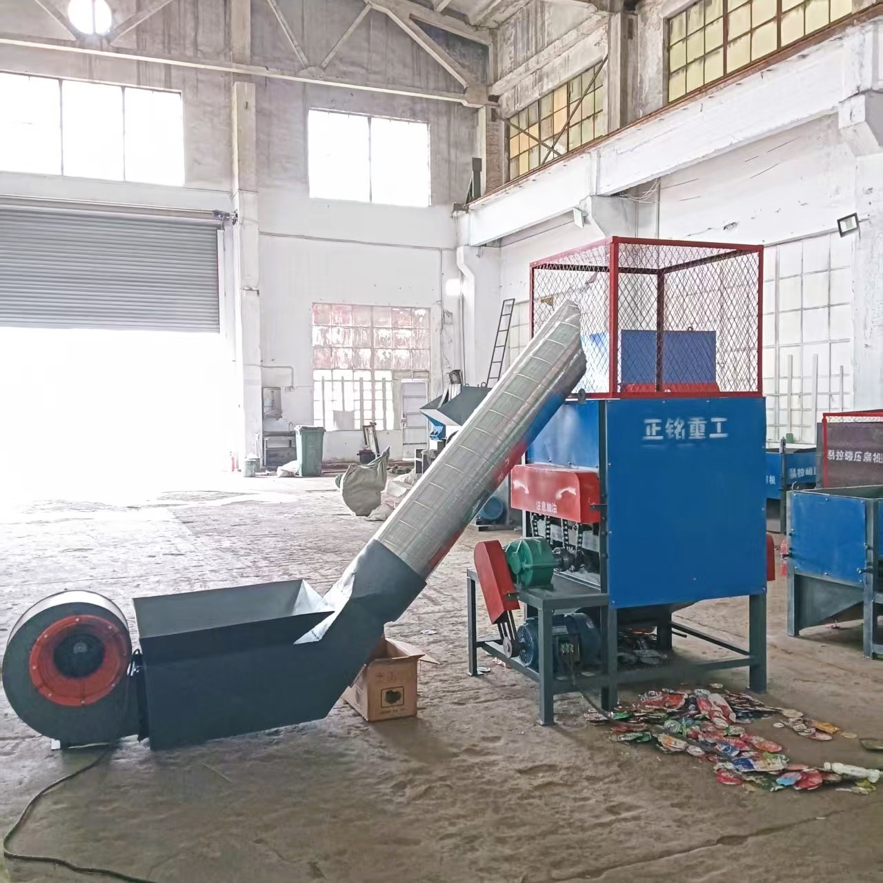 重型易拉罐压扁机压片机设备配套输送机 1200型塑料瓶挤扁机