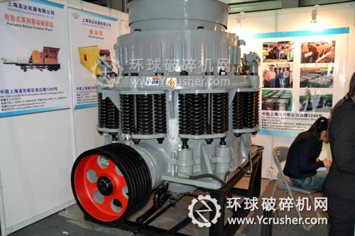 上海高达机器2012上海宝马展机械设备